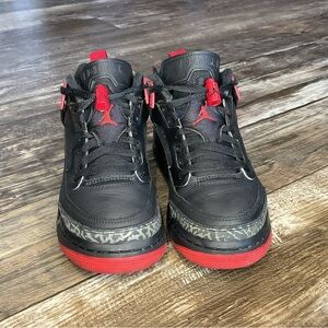 Nike Air Jordan Spizike Low “Bred” shoes red and black